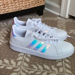 Adidas sneakers NWOT size 9.5